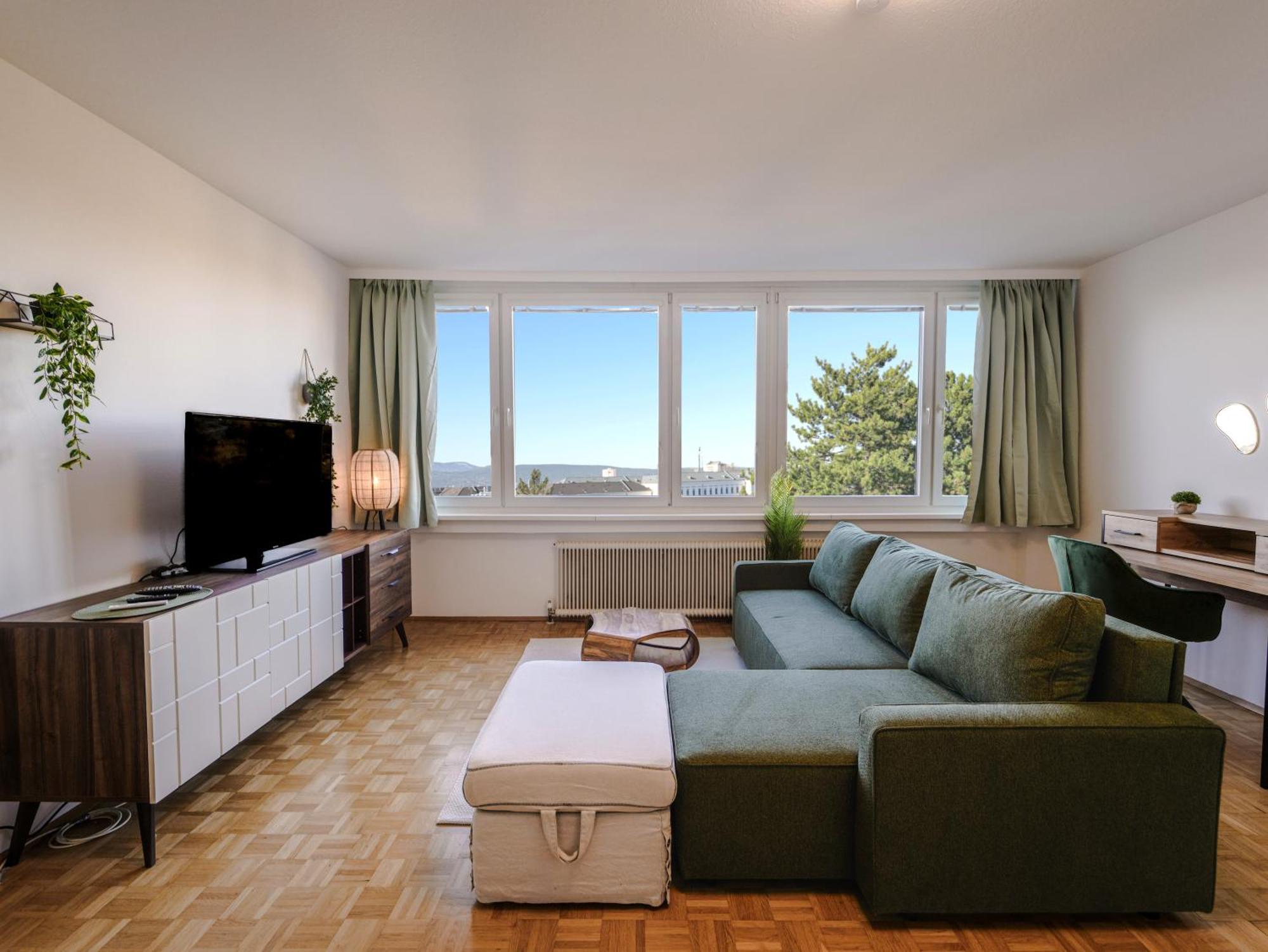 Spacious Apartments With View & Free Parking Wiener Neustadt Exterior foto
